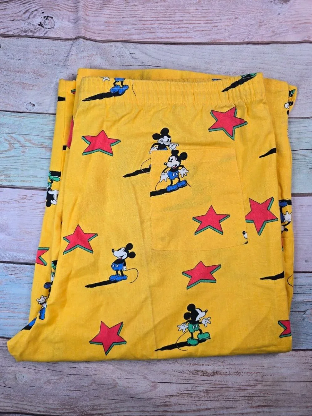 Vintage Disney Mickey & Co Large Yellow Red Star Print Drawstring Shorts